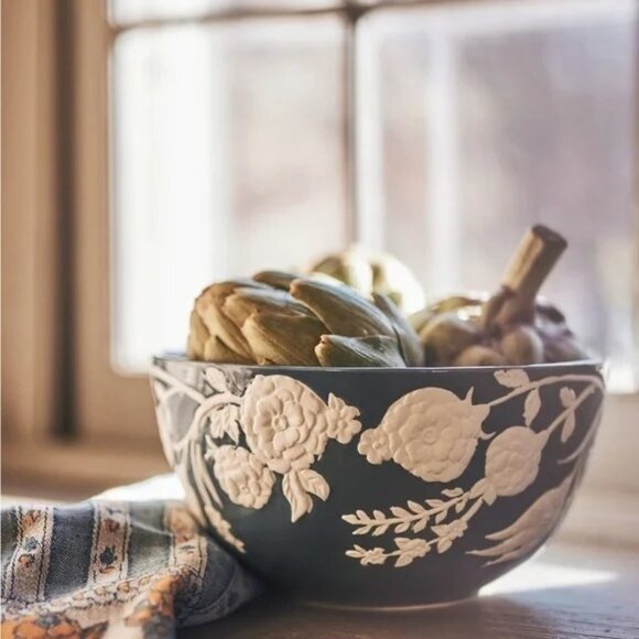 NEW Anthropologie Turkuaz Kitchen Posy Serving Bowl Iris Blue White Collection - Picture 1 of 9
